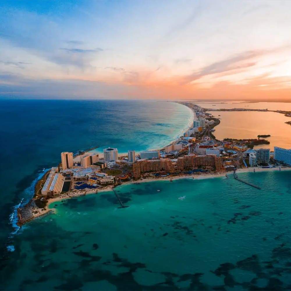 Rent a car in Canc&uacute;n